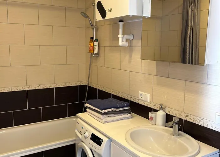 Your - Spacious In Center, With Balcony & Self Check-in Apartman *