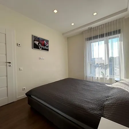 Your - Spacious In Center, With Balcony & Self Check-in וילנה