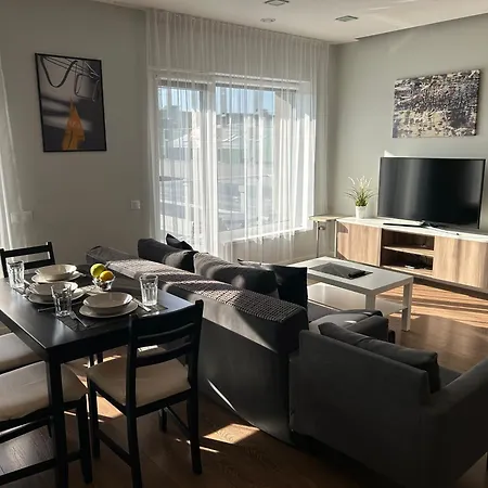 Your - Spacious In Center, With Balcony & Self Check-in דירה
